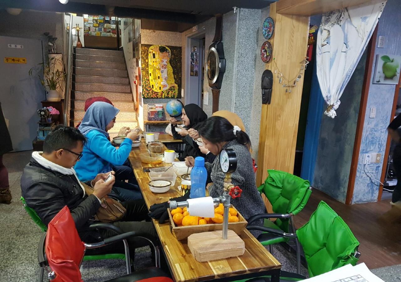 Gudeok Guesthouse Seogwipo Zewnętrze zdjęcie